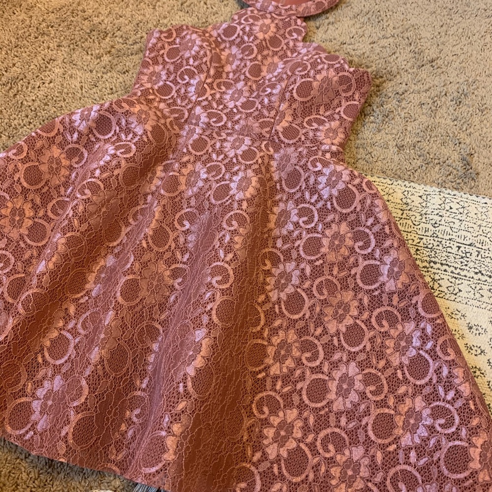 Lace Dress 🌸